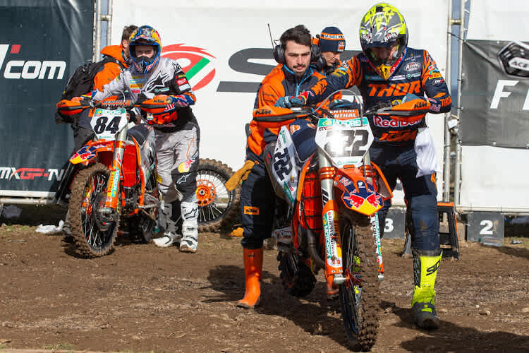 Jeffrey Herlings und Tony Cairoli (rechts) sollen 2020 noch an den Start gehen