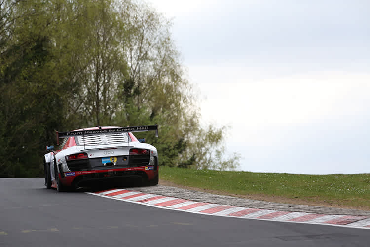 Das Motto prangert sogar auf dem Heckspoiler des Audi R8 LMS ultra