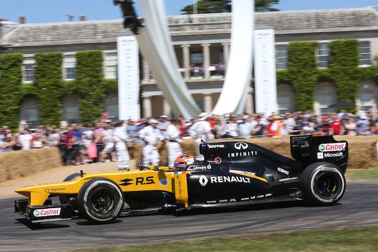 Robert Kubica mit seinem Renault in Goodwood