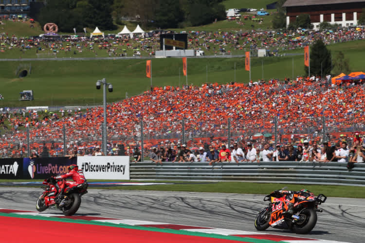 Pecco Bagnaia (vorne) und Brad Binder waren die Hauptdarsteller