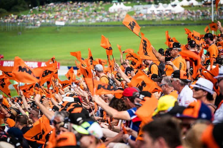 Die KTM-Tribüne in Spielberg