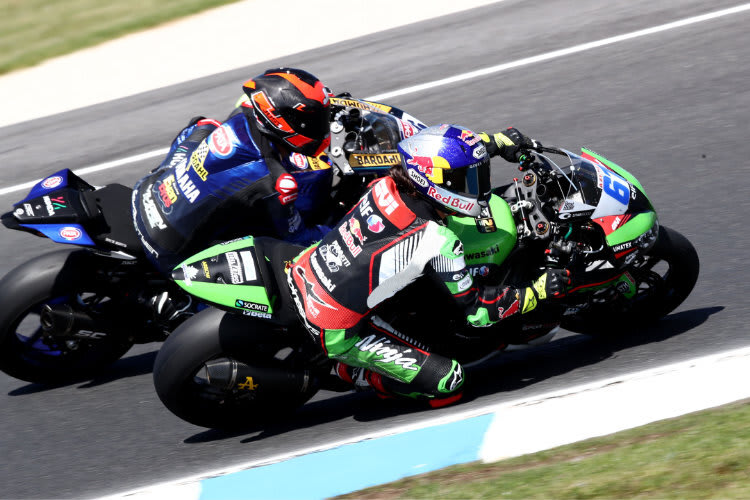 Auf Can Öncü (vorne) ruhen die Hoffnungen von Kawasaki