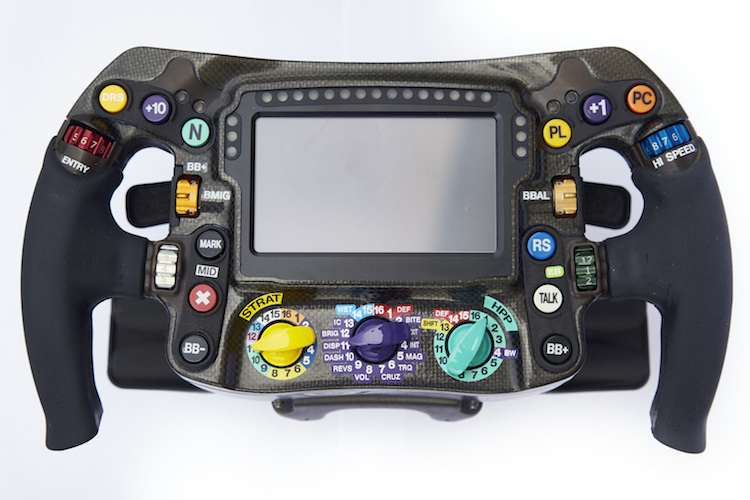 Komplex mit vielen Knöpfen: Ein Formel-1-Lenkrad