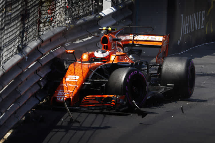 Stoffel Vandoorne landete in den Leitplanken