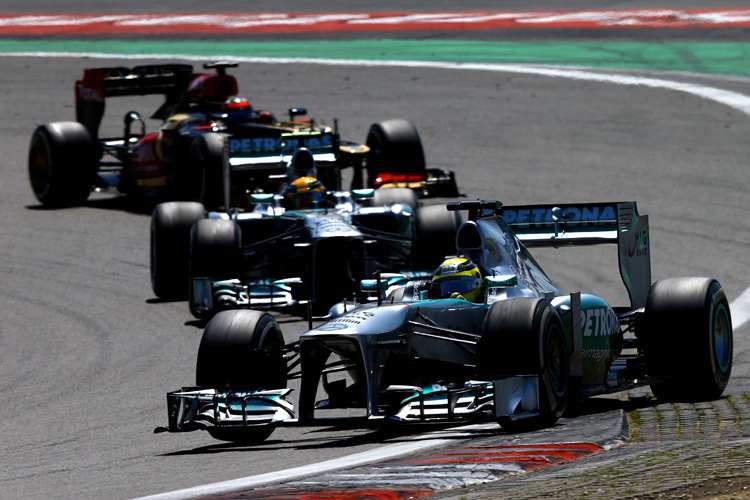 Die Silberpfeile in Schwierigkeiten