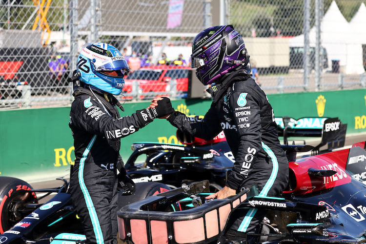 Valtteri Bottas und Lewis Hamilton