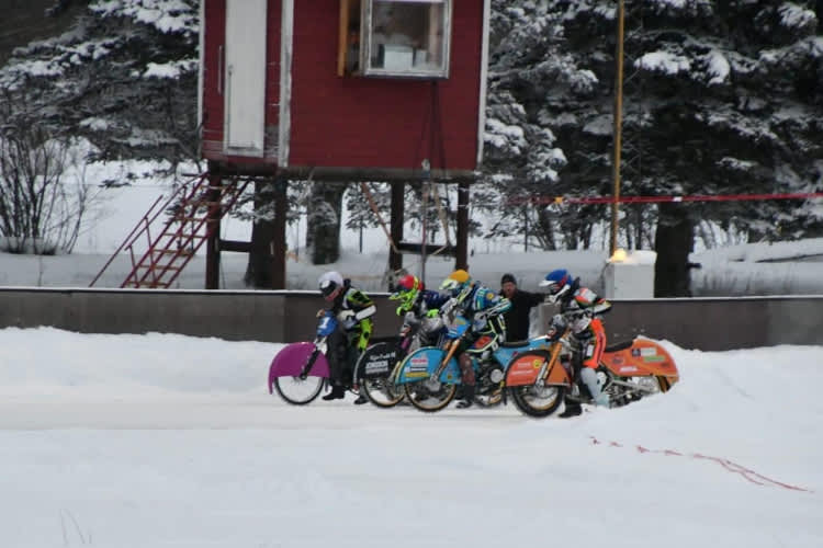 Benedikt Monn, Jimmy Hörnell, Luca Bauer und Markus Jell (v.l.)