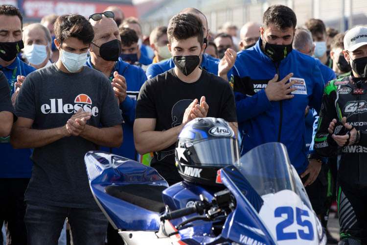 Isaac (li.) und Maverick Viñales am Sonntag in Jerez