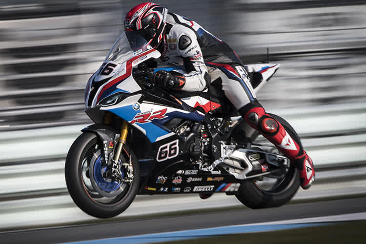 Tom Sykes auf der neuen BMW S1000RR