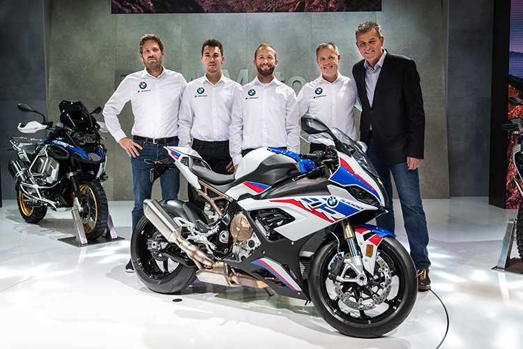 Marc Bongers, Markus Reiterberger, Tom Sykes, Shaun Muir und Markus Schramm (v.l.)