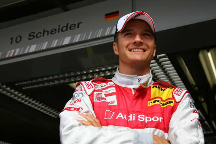 Er macht wirklich jeden Quatsch mit: Timo Scheider