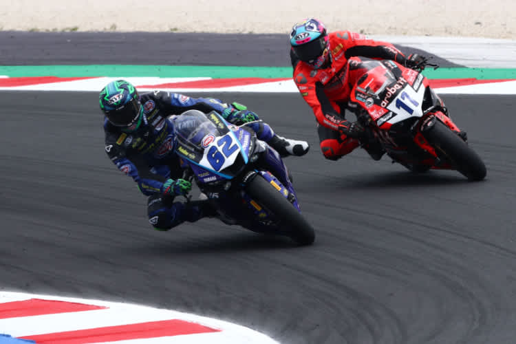 Stefano Manzi (li.) gegen Nicolo Bulega