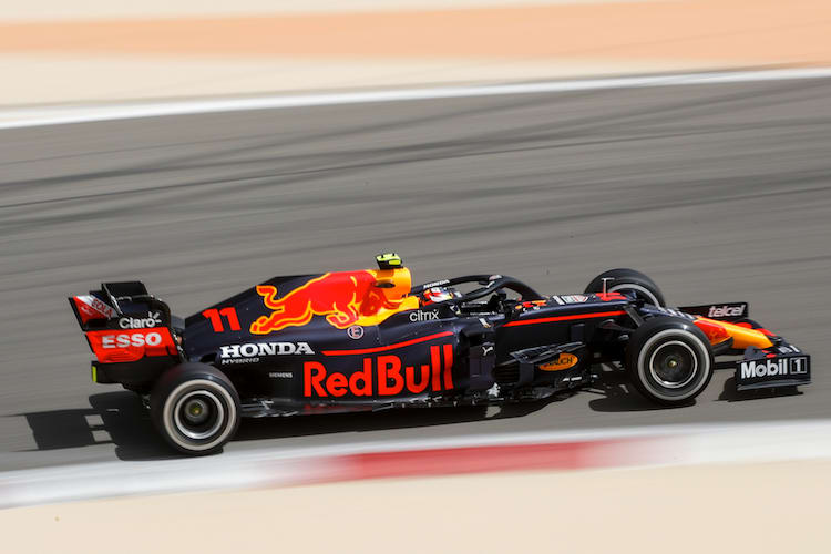 Sergio Pérez im Red Bull Racing RB16B-Honda
