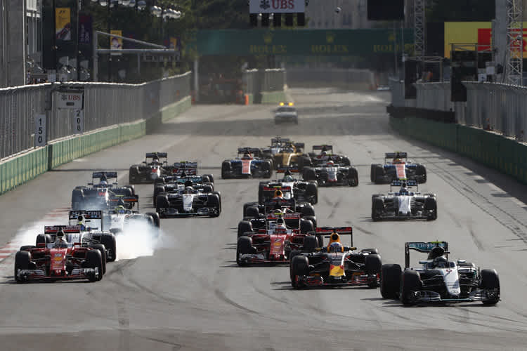 Start zum Strassenrennen von Baku