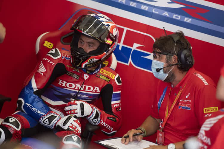 Honda-Werksfahrer Alvaro Bautista (li.)