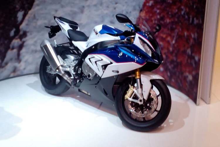 Die neue BMW S1000RR