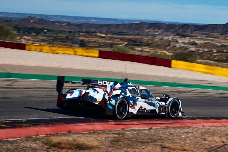 Der BMW M Hybrid V8 im Motorland Aragon