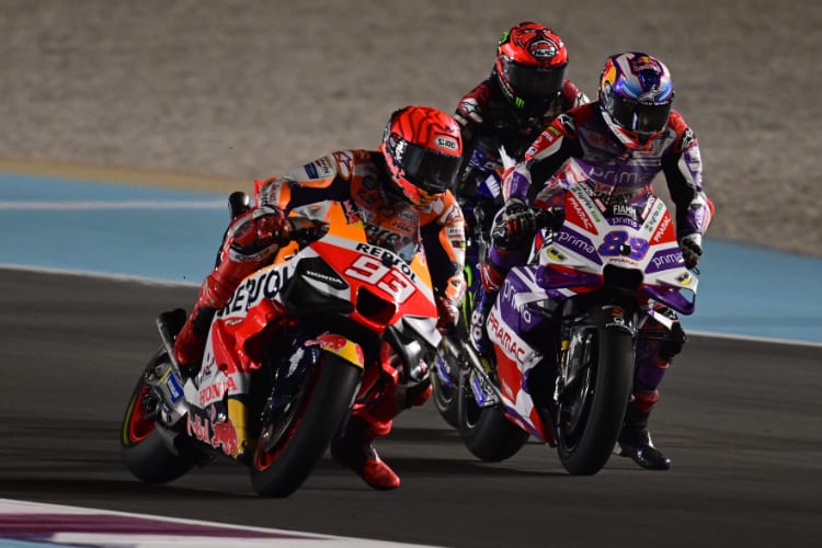 Marc Marquez (93) gegen Jorge Martin (89) und Fabio Quartararo