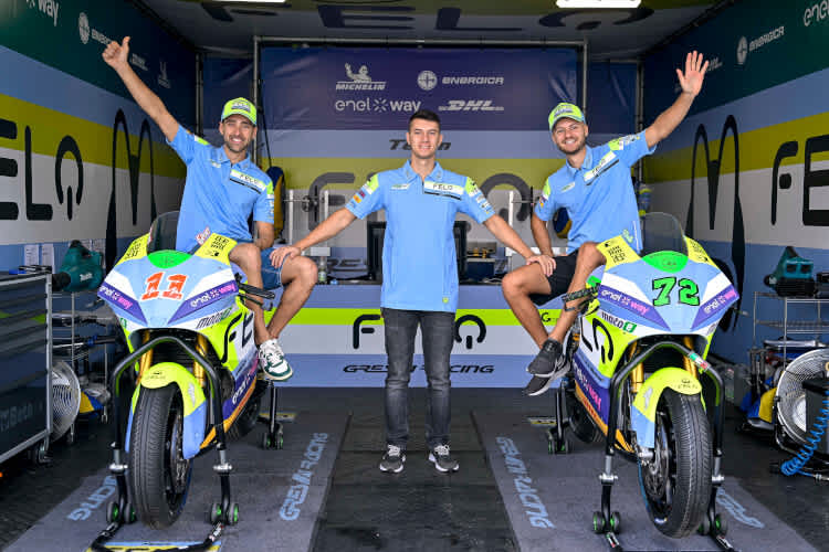 Auch 2023 ein Team: Matteo Ferrari, Luca Gresini und Alessio Finello