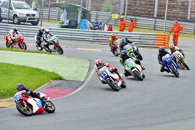 Auch die Piloten der Klassik Trophy sind in Schleiz am Start