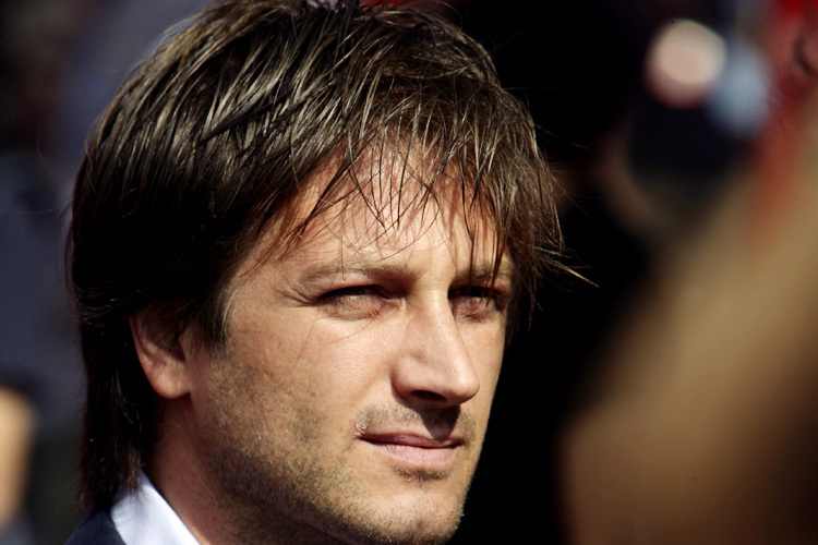 Bahar hat Probleme, als Lotus-Team zu starten