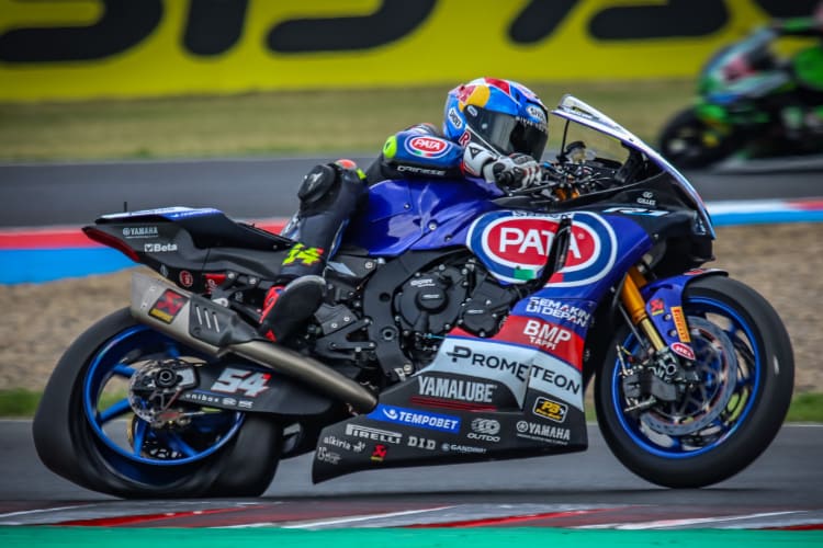 Der Hinterreifen von Toprak verlor plötzlich Luft, er hatte keine Chance