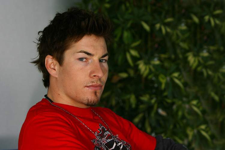 Nicky Hayden: «Habe Schmerzen!»
