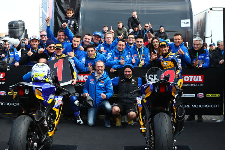 Das Team Bardahl Evan Bros Yamaha ist dieses Jahr die klare Nummer 1