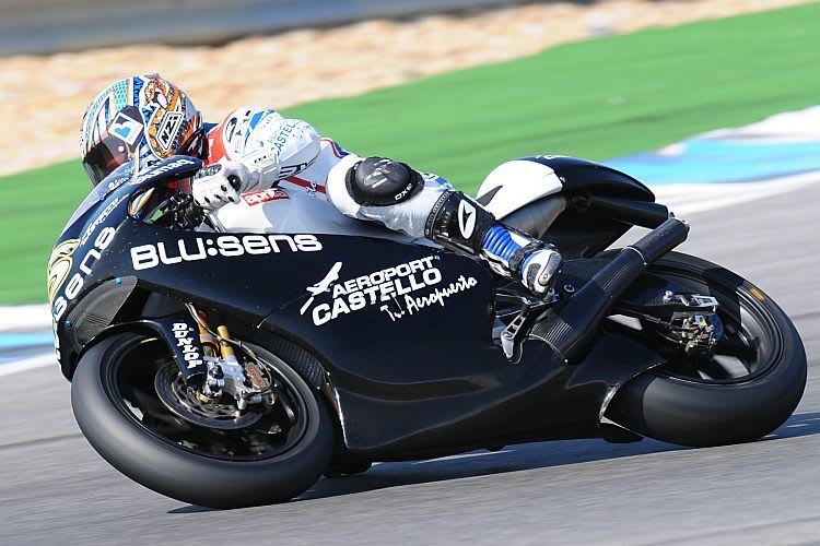 Alex Debon auf der Blusens-Aprilia.