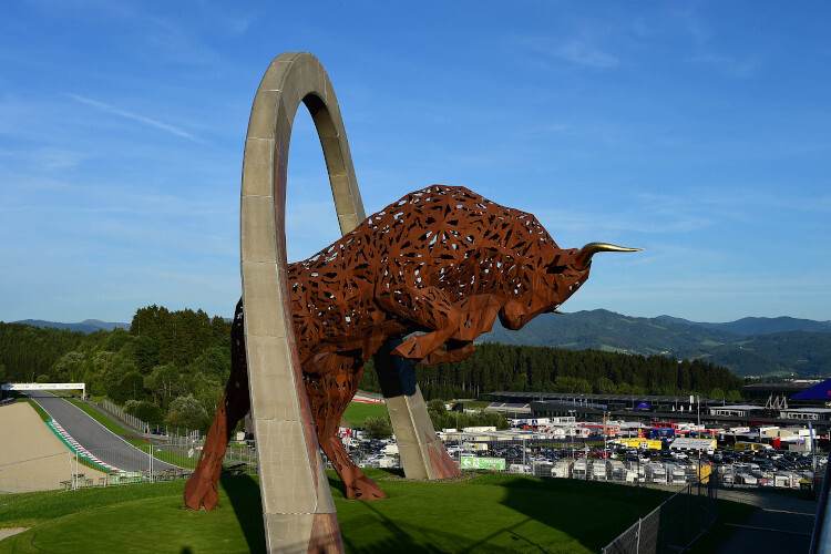 Die MotoGP-Teams schlagen ihre Zelte knapp zwei Wochen lang am Red Bull Ring auf