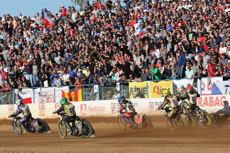 Wie immer: Volles haus in Pardubitz