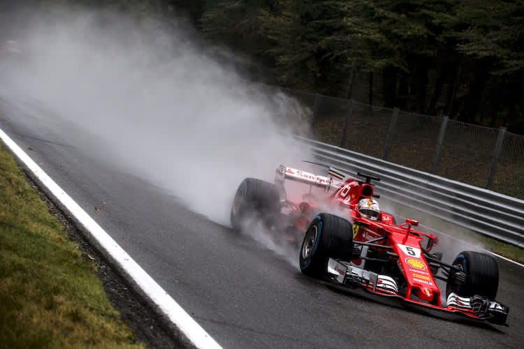 Sebastian Vettel 2017 im Regen von Monza