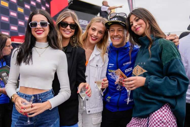 Domi Aegerter weiß, wie man feiert