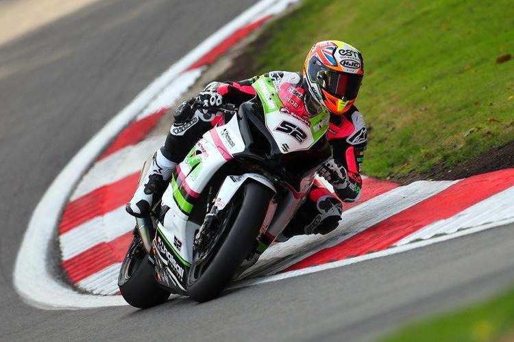 Danny Kent mit der Halsall Racing BSB-Suzuki in Brands Hatch