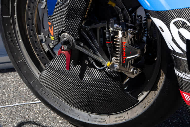 Die Radabdeckung sorgt für eine bessere Luftführung