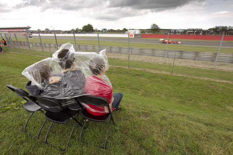Die britischen Fans sind seit Jahren wetterfest