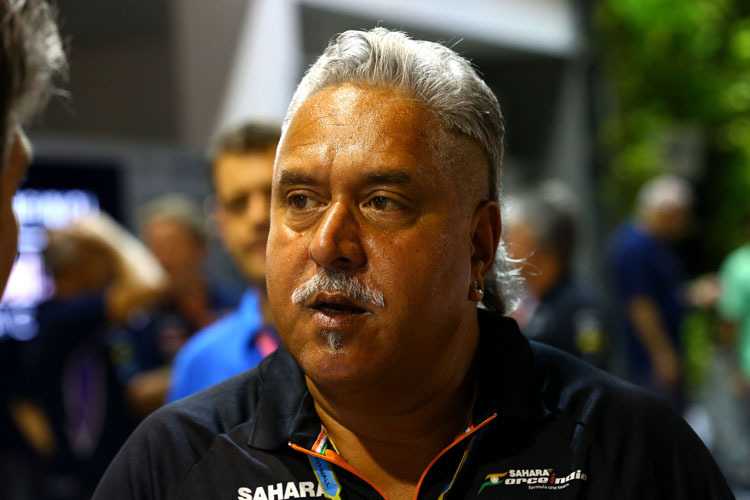 Force India-Mitbesitzer Dr. Vijay Mallya hat sich wegen seiner Kingfisher-Airline gleich bei 17 Banken verschuldet