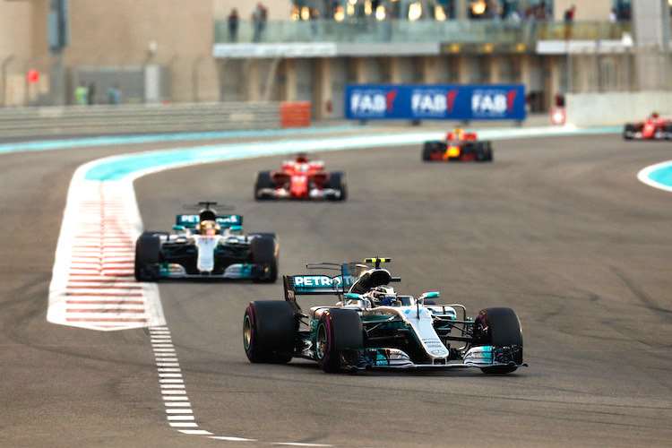 Die Prozession von Abu Dhabi