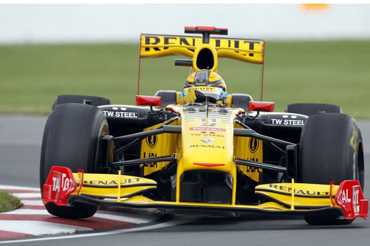 Robert Kubica 2010 mit seinem Renault in Montreal