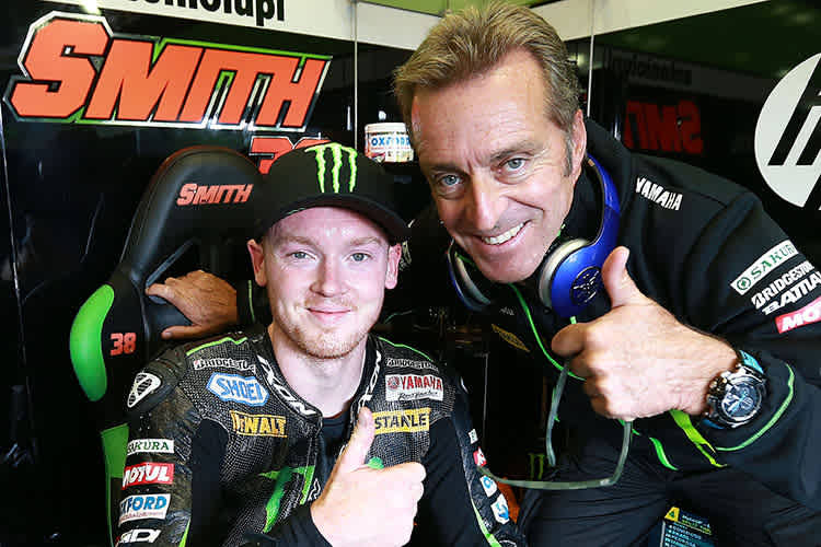 Bradley Smith mit Tech3-Boss Hervé Poncharal
