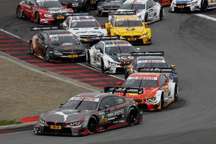 Tom Blomqvist führt das Feld an