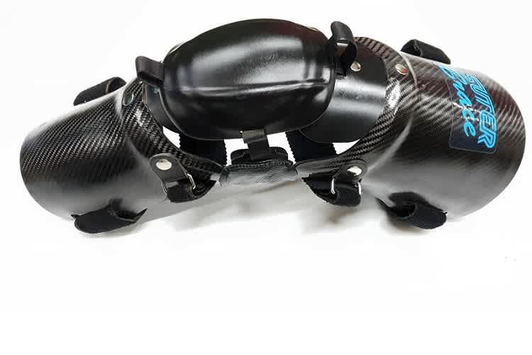 Suter Brace: Massgefertigte Knieorthese mit zahlreichen ausgetüftelten Details 