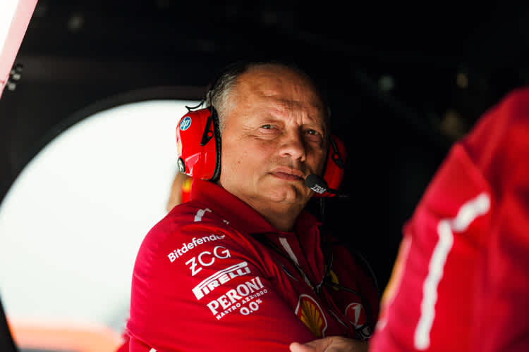 Fred Vasseur bleibt für die nächsten Jahre an der Spitze des Ferrari-Teams