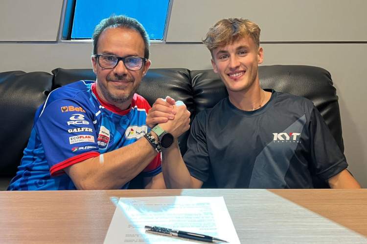 Perales mit SAG-Neuzugang Jaume Masia 