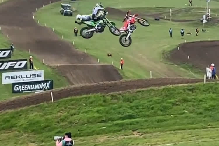 Furchterregende Szene: Jacobi fliegt hinter seinem Bike her