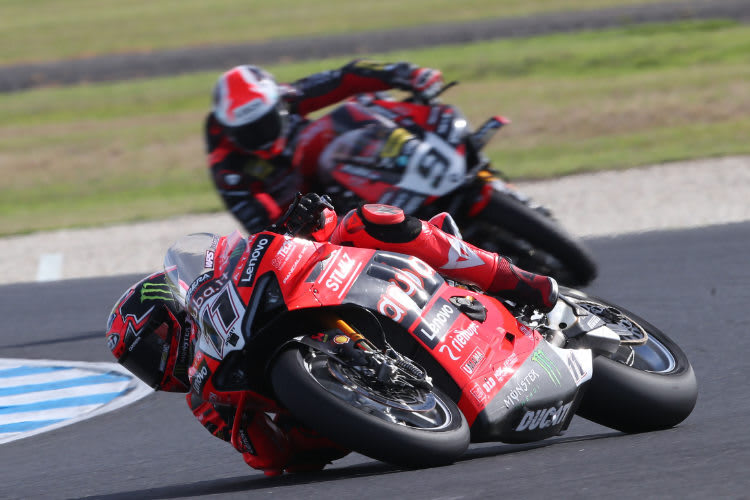 Nicolo Bulega (11) und Danilo Petrucci