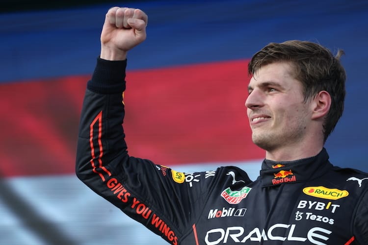 Mika Häkkinen ist sich sicher: Max Verstappen hat derzeit die besseren Karten als die Ferrari-Fahrer