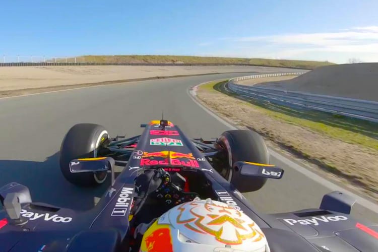 Max Verstappen erkundet den neuen Rennkurs