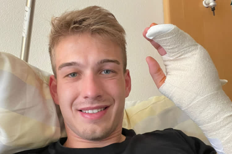 Gruß von Marcel Brenner aus dem Krankenhaus