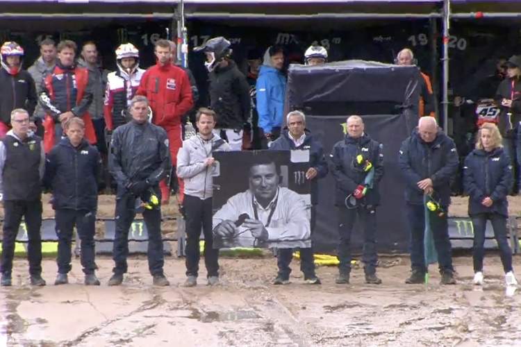 Schweigeminute für Dr. Wolfgang Srb